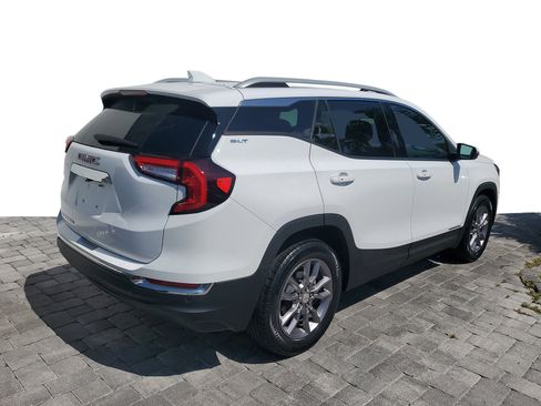 Certified 2023 GMC Terrain SLT FWD image 5