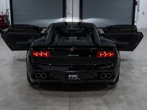 Used 2011 Lamborghini Gallardo LP 560-4 AWD/4WD image 34
