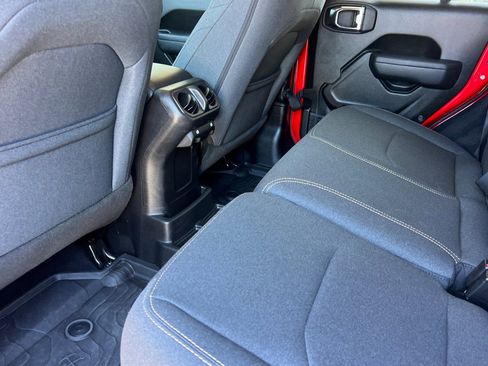 Used 2025 Jeep Wrangler Unlimited Sport S 4xe AWD/4WD image 12