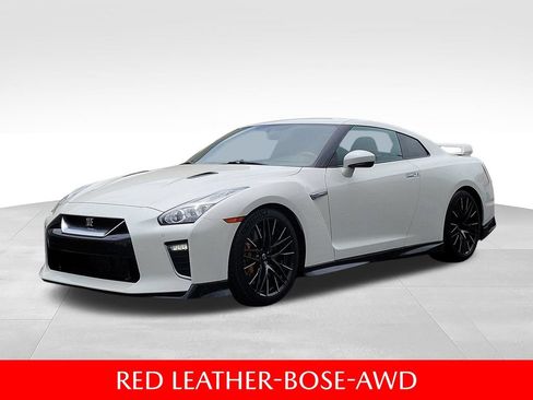 Used 2021 Nissan GT-R Premium AWD/4WD image 1