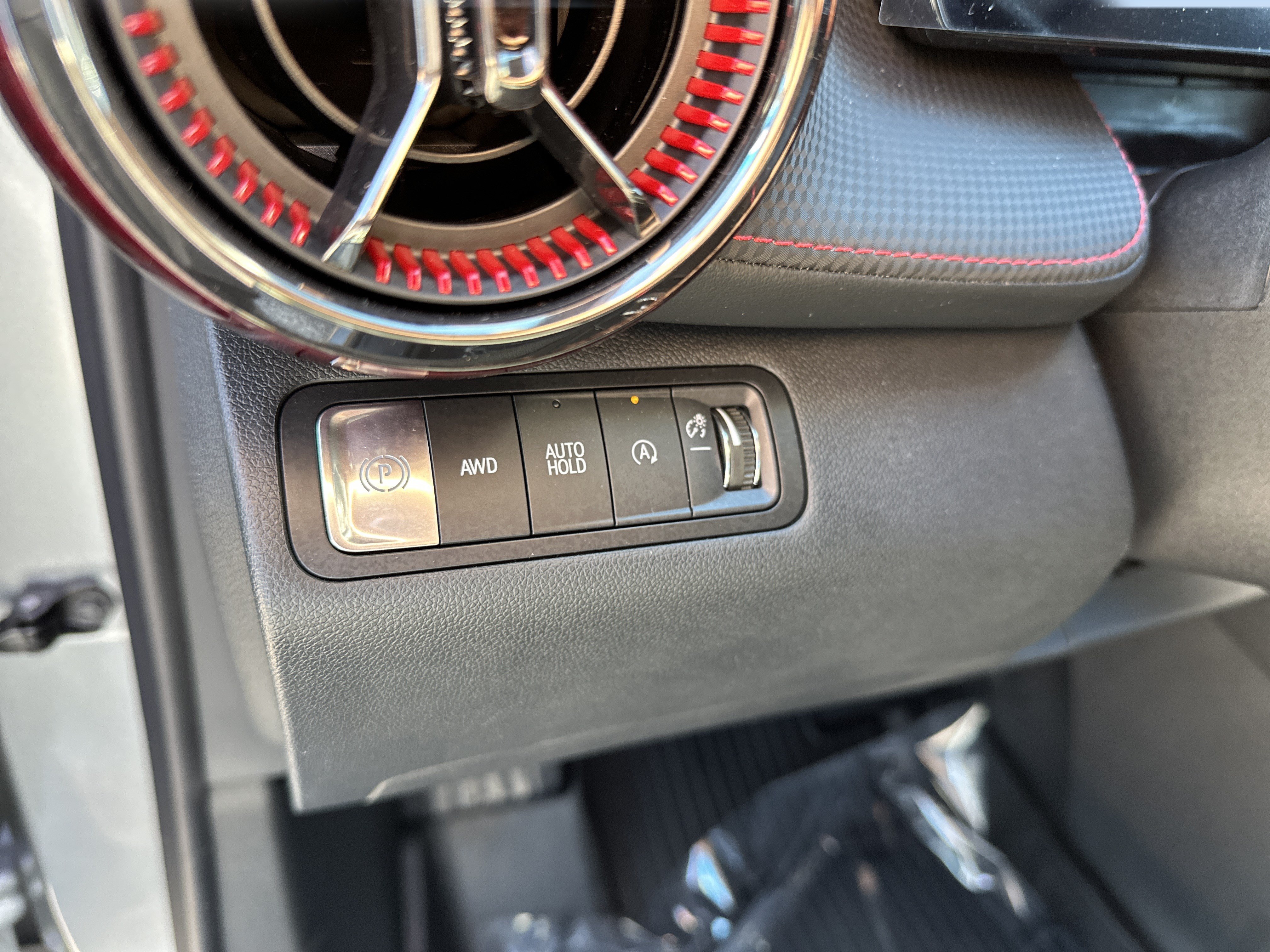 Certified 2026 Chevrolet Equinox RS AWD/4WD image 13