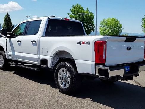 Used 2024 Ford F350 XLT AWD/4WD image 6