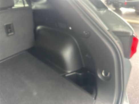 Used 2025 Chevrolet Blazer LT FWD image 16