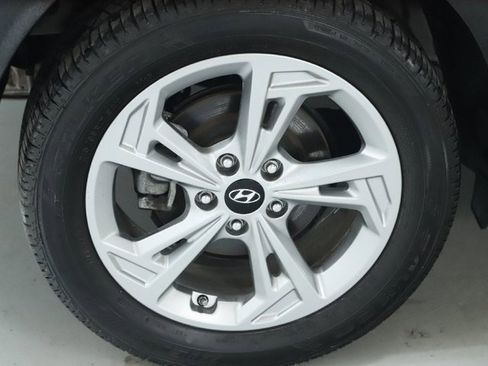 Used 2022 Hyundai Kona SEL image 12