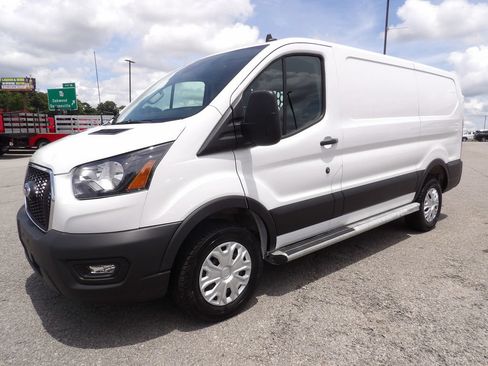 Used 2025 Ford Transit 250 Low Roof w/ Exterior Upgrade Package RWD image 3