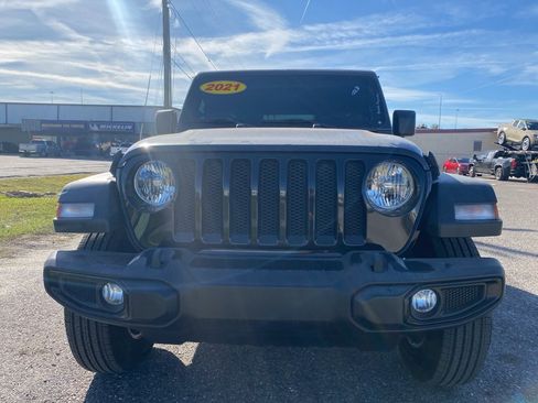 Used 2021 Jeep Wrangler Unlimited Sport image 8