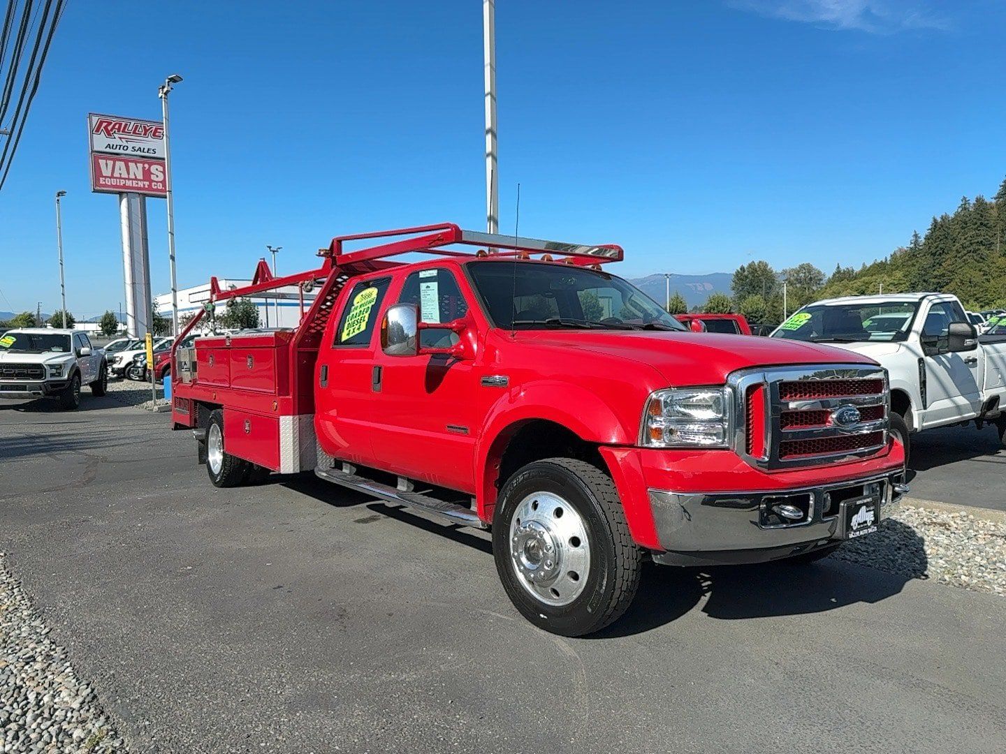 Used 2006 Ford F450 Lariat AWD/4WD image 3