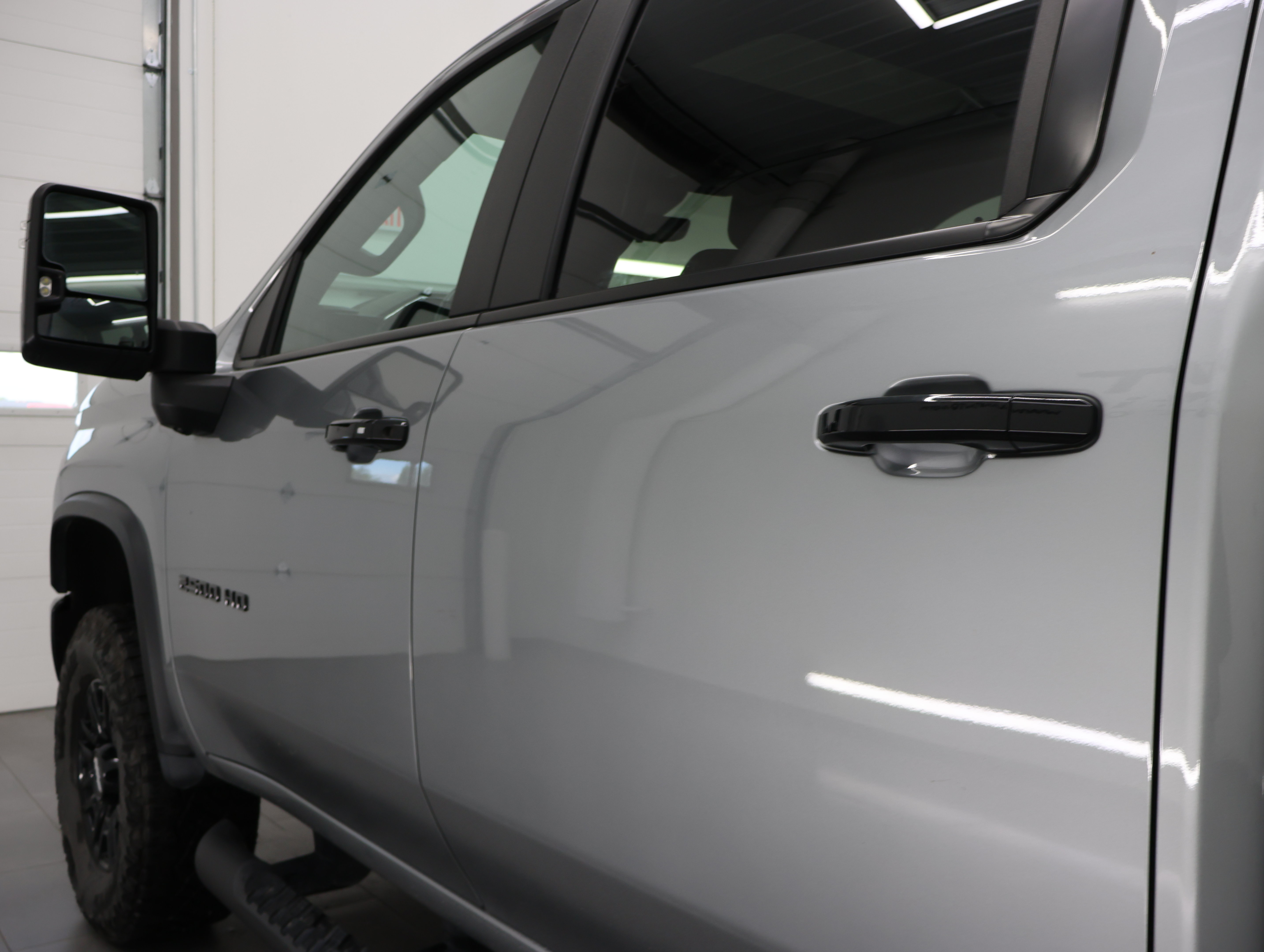 Used 2025 Chevrolet Silverado 2500 ZR2 w/ Technology Package AWD/4WD image 40