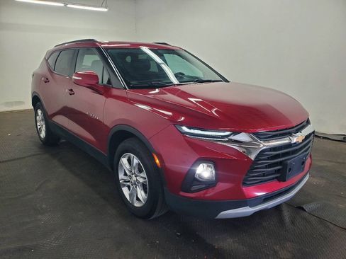 Used 2019 Chevrolet Blazer LT FWD image 3
