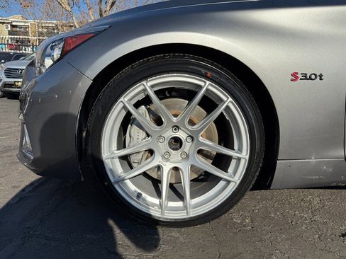 Used 2016 INFINITI Q50 Sport image 9