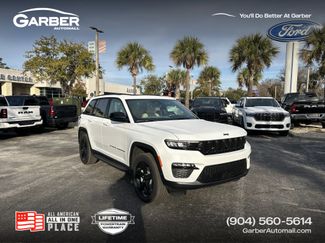 New 2025 Jeep Grand Cherokee Limited w/ Black Appearance Package video 1