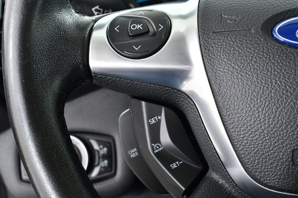 Used 2016 Ford Escape Titanium AWD/4WD image 33