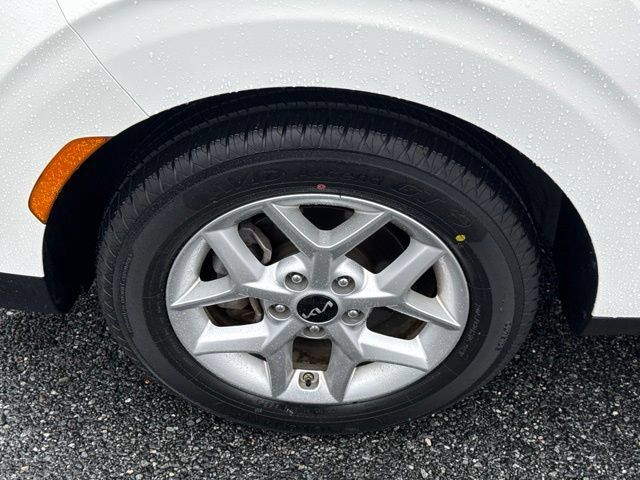Used 2024 Kia Soul S FWD image 20