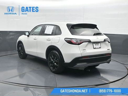 Certified 2025 Honda HR-V Sport image 8
