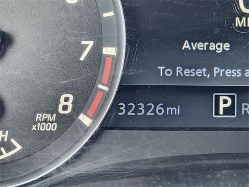 Used 2024 Nissan Frontier SV image 37