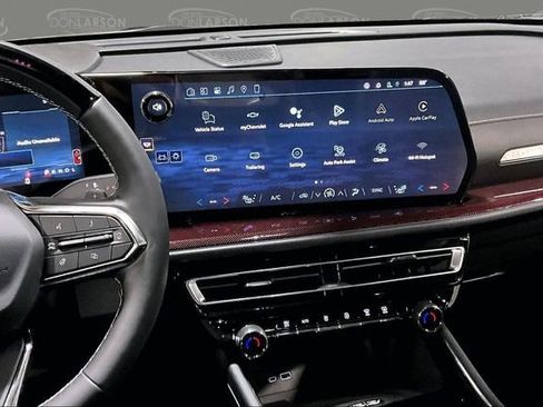 New 2026 Chevrolet Traverse Z71 w/ Enhanced Driving Package AWD/4WD image 11