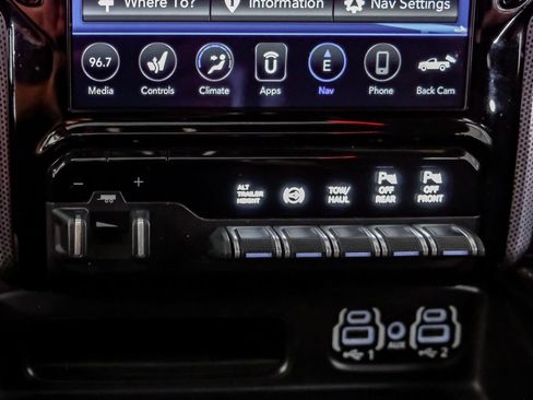 Used 2020 RAM 3500 Limited AWD/4WD image 27