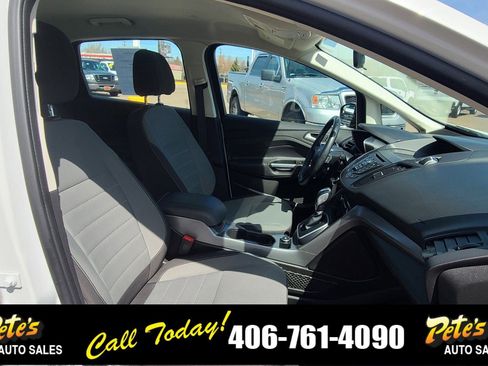 Used 2016 Ford C-MAX SE image 16