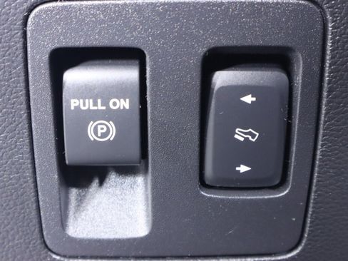 Used 2019 Ford F150 Raptor w/ Equipment Group 802A Luxury image 12