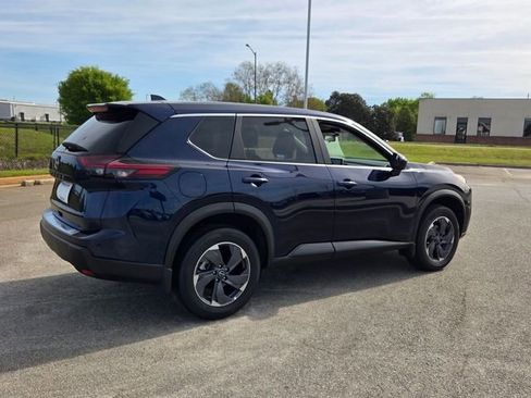 Used 2026 Nissan Rogue SV image 13