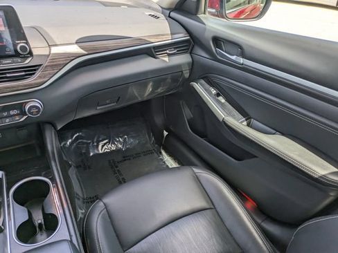 Used 2021 Nissan Altima 2.5 SL AWD/4WD image 16