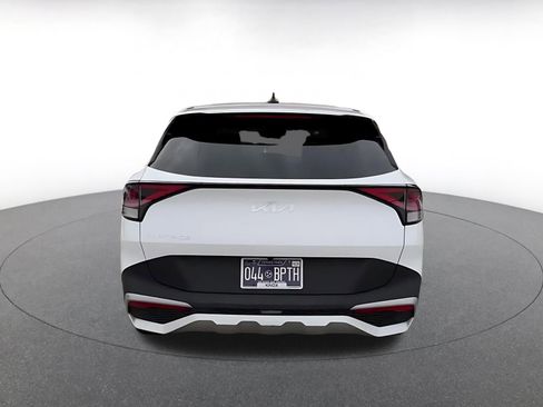 Used 2025 Kia Sportage LX image 12