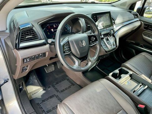 Used 2023 Honda Odyssey Elite image 22