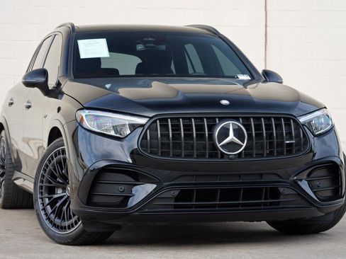 Used 2024 Mercedes-Benz GLC 43 AMG 4MATIC image 4
