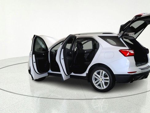 Used 2019 Chevrolet Equinox Premier AWD/4WD image 36