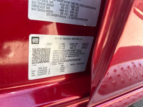 Used 2024 Chevrolet Silverado 1500 LTZ w/ LTZ Premium Package image 30