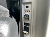 Used 2014 Chrysler Town & Country Touring image 6
