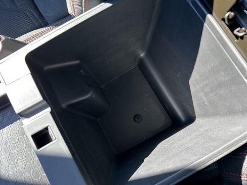 Used 2025 Nissan Frontier PRO-4X w/ Black Accent Package image 35