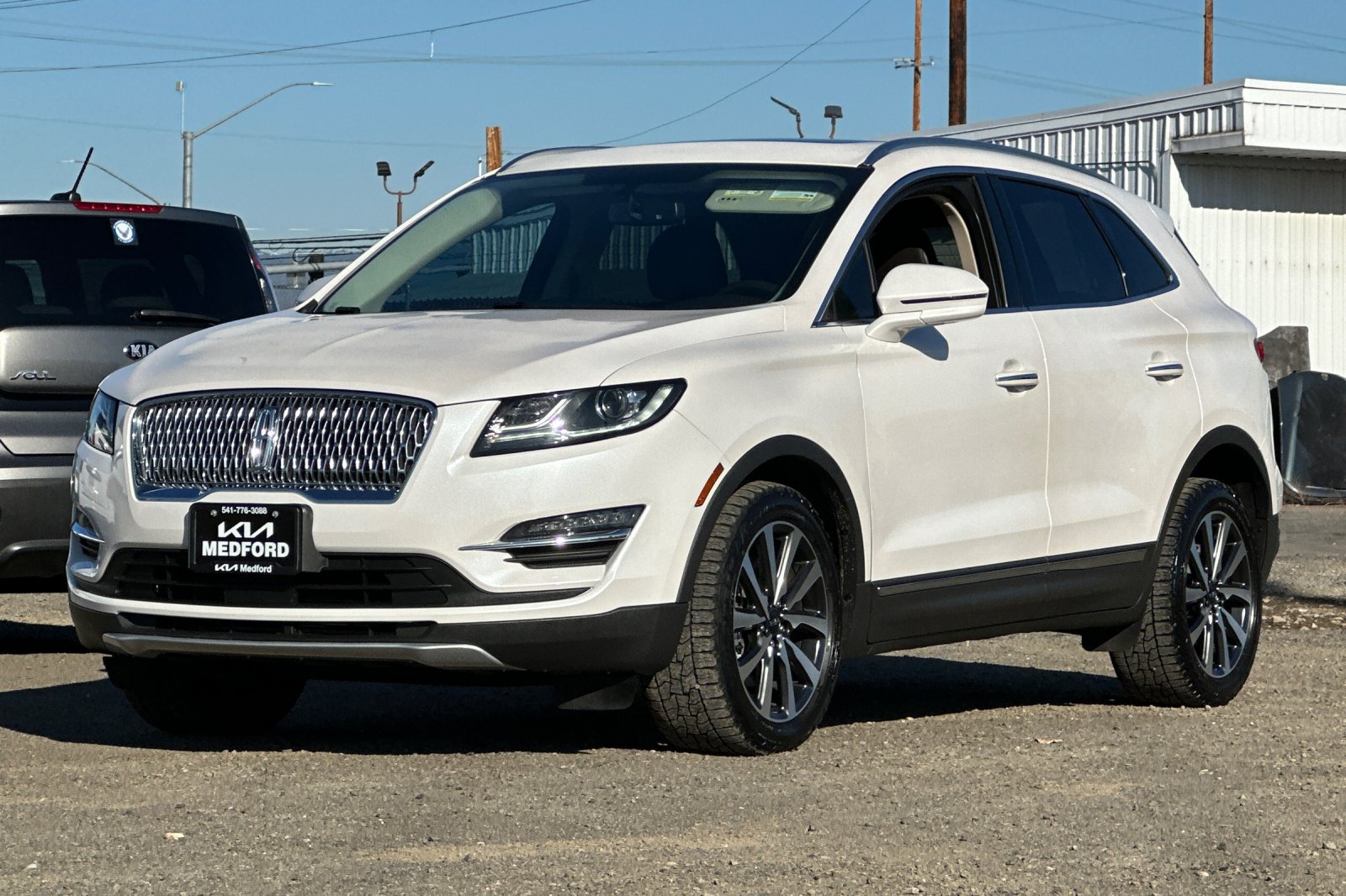 Used 2019 Lincoln MKC Reserve FWD image 9