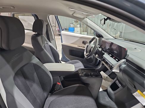 New 2026 Hyundai Ioniq 5 SE image 10