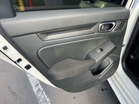 Certified 2025 Honda Civic Sport image 19