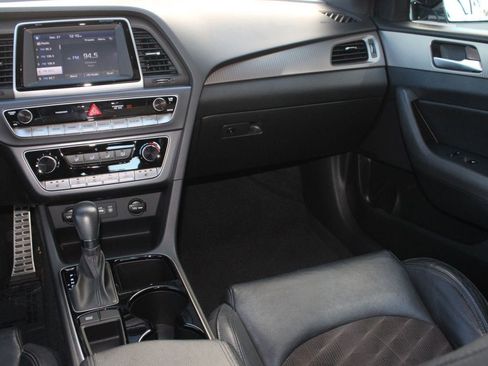 Used 2018 Hyundai Sonata Sport w/ Cargo Package image 28