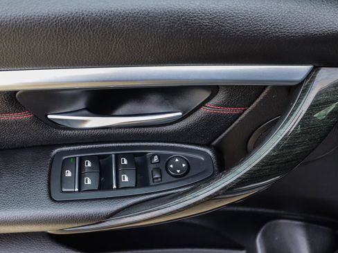 Used 2018 BMW 330i Sedan image 34