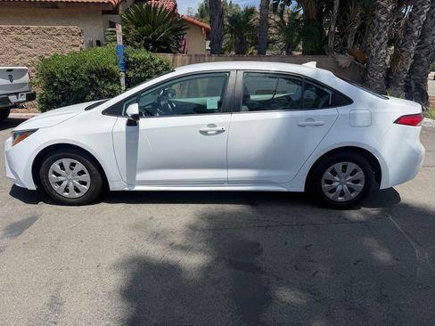 Used 2021 Toyota Corolla L FWD image 9