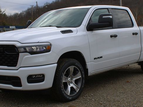 New 2026 RAM 1500 Express image 1