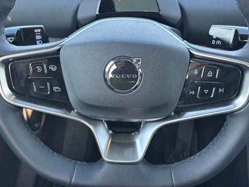 Certified 2025 Volvo EX30 Plus w/ Protection Package Premier image 12