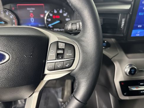 Used 2023 Ford Explorer XLT w/ Equipment Group 202A AWD/4WD image 14