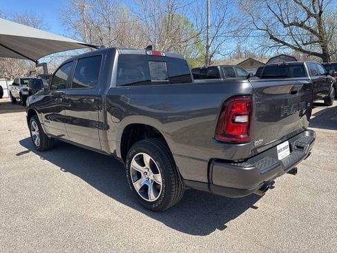 New 2026 RAM 1500 Express image 4