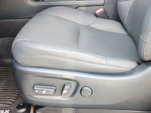 Used 2023 Lexus GX 460 Premium w/ Premium Package AWD/4WD image 24