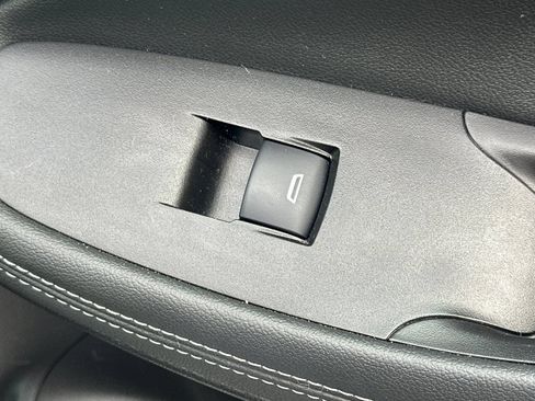 Used 2023 Buick Encore GX Select FWD image 21
