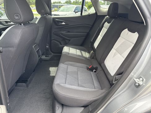 Used 2026 Chevrolet Trax LS w/ LS Convenience Package FWD image 30