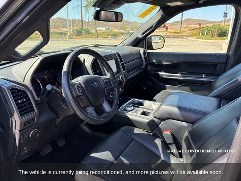 Used 2020 Ford Expedition Max XLT w/ Equipment Group 202A RWD image 11