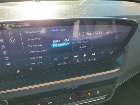 Used 2025 Buick Envision Sport Touring image 15