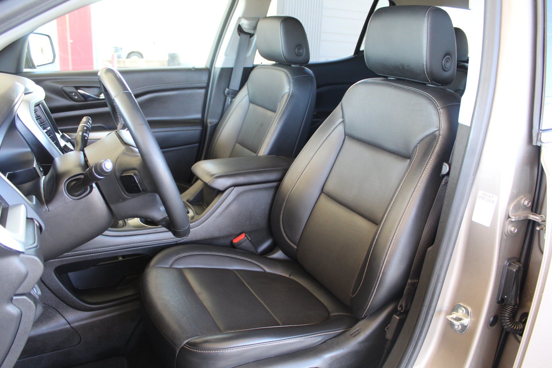 Used 2023 GMC Acadia SLT FWD image 54