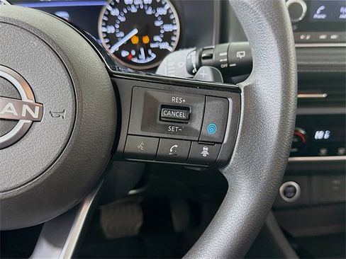 Certified 2023 Nissan Rogue SV image 14