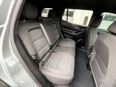 Used 2025 Chevrolet Equinox LT image 19